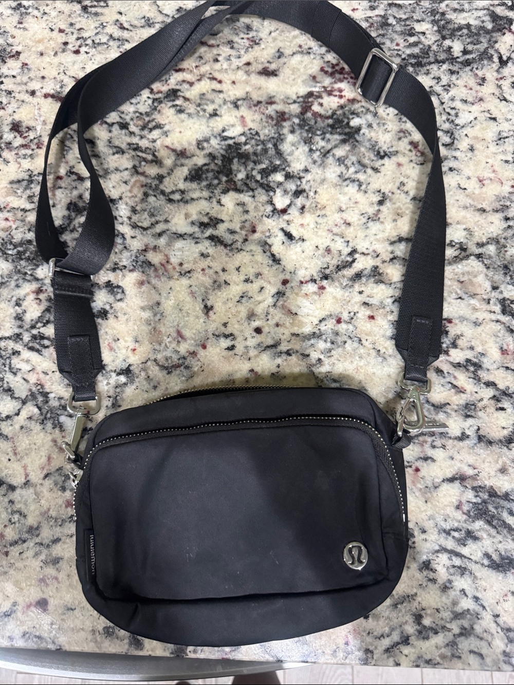 lululemon athletica Black Crossbody Belt Bag with Adjustable Strap